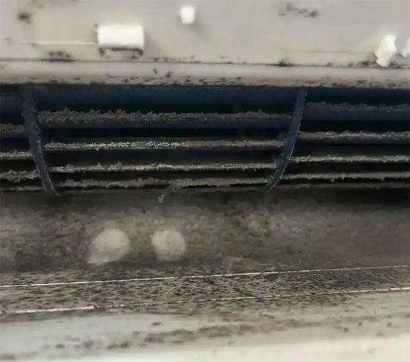 天镇空调吹的风有股烧焦味是怎么回事